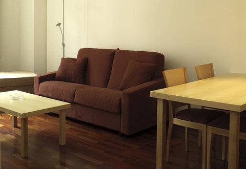 Aspasios Plaza Real Apartament
